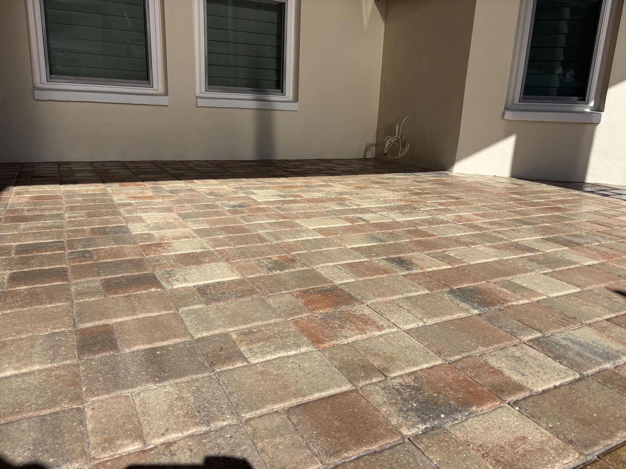 Lanai patio corner with a wet look sealer finish in Seminole, FL